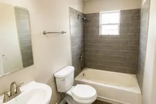 8127 Richland Dr, Houston, TX 77028 - Photo 10