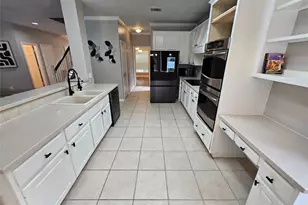 25606 Valley Springs Pl, Spring, TX 77373 - Photo 10