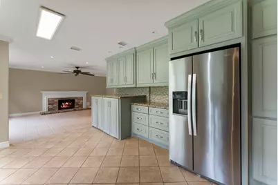 27 W Stony Bridge Court, The Woodlands, TX 77381 - Photo 10