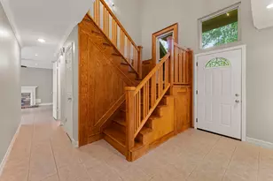 27 W Stony Bridge Ct, The Woodlands, TX 77381 - Photo 2