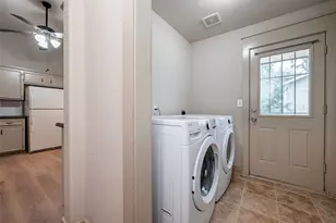 1216 Campbell St, Houston, TX 77009 - Photo 24