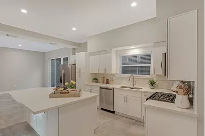 15070 Kimberley Court, Houston, TX 77079 - Photo 12