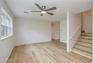 7510 Troulon Dr, Houston, TX 77074 - Photo 16