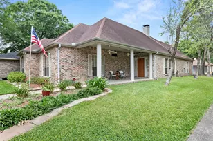 21 Sandelwood Trl Trail, Beaumont, TX 77706 - Photo 2