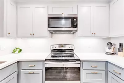 2450 Wickersham Lane #1308, Austin, TX 78741 - Photo 8