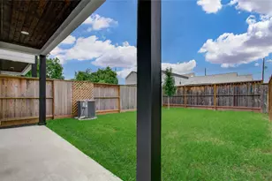 119 E 38th St, Houston, TX 77018 - Photo 32
