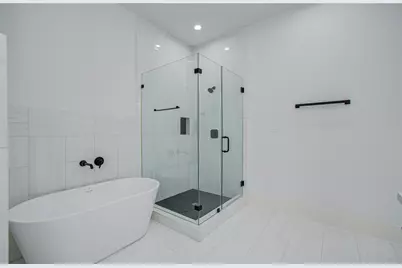 119 E 38th Street, Houston, TX 77018 - Photo 22