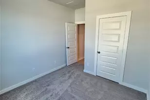 21619 Flannel Bush Ln, Cypress, TX 77433 - Photo 6