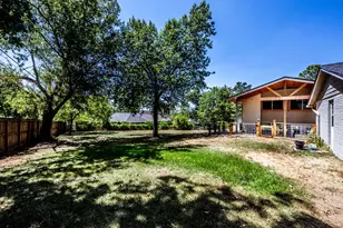 2120 Ave R, Huntsville, TX 77340 - Photo 28