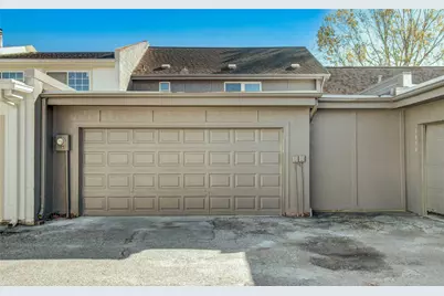 1888 Saxony Lane, Houston, TX 77058 - Photo 34