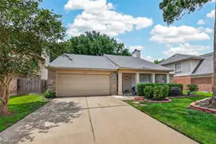 10023 Cabin Creek Dr, Houston, TX 77064 - Photo 2
