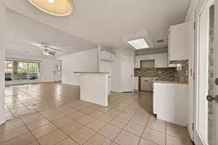 10023 Cabin Creek Dr, Houston, TX 77064 - Photo 6