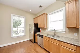 2119 Stuart St, Houston, TX 77004 - Photo 12
