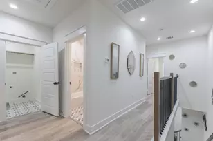 890 Lucky St, Houston, TX 77088 - Photo 22