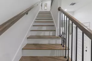 890 Lucky St, Houston, TX 77088 - Photo 20