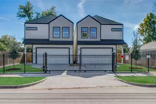 837 S Victory Dr, Houston, TX 77088 - Photo 1