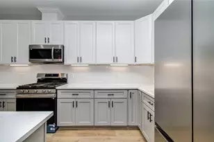 837 S Victory Dr, Houston, TX 77088 - Photo 14