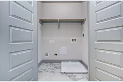 837 S Victory Drive, Houston, TX 77088 - Photo 34