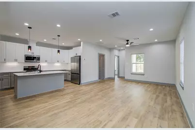 837 S Victory Drive, Houston, TX 77088 - Photo 6