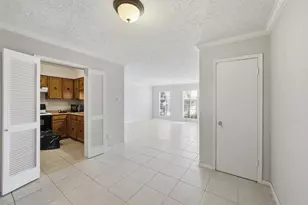 461 N Post Oak Ln, Houston, TX 77024 - Photo 12