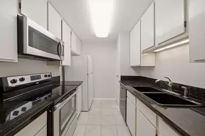7950 N Stadium Drive #138, Houston, TX 77030 - Photo 4