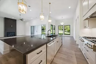 65 Shadow Creek Ridge Drive, Spring, TX 77389 - Photo 14