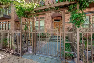 56 Riva Row, The Woodlands, TX 77380 - Photo 2