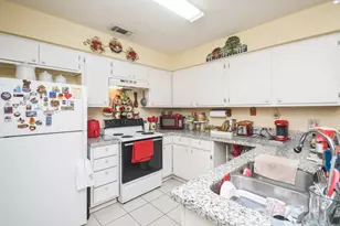 13038 Leader St, Houston, TX 77072 - Photo 12