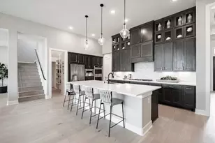 8123 Sunny Rdg Dr, Fulshear, TX 77441 - Photo 2