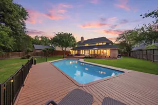 1226 Heathwood Dr, Houston, TX 77077 - Photo 2