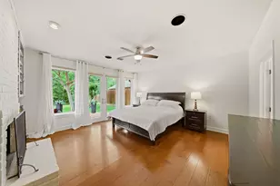 1226 Heathwood Dr, Houston, TX 77077 - Photo 16