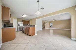 10108 Hidden Creek Falls Ln, Brookshire, TX 77423 - Photo 4