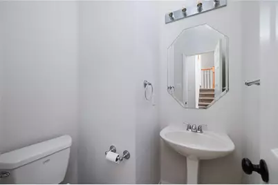 107 N Sunny Slope Circle, The Woodlands, TX 77381 - Photo 14