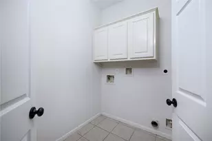 107 N Sunny Slope Cir, The Woodlands, TX 77381 - Photo 24