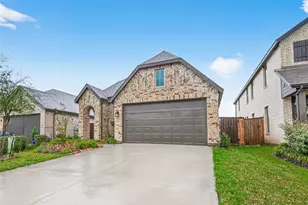213 Trapper Creek Dr, Conroe, TX 77304 - Photo 2