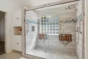 719 Country Meadows Dr, Pearland, TX 77584 - Photo 10