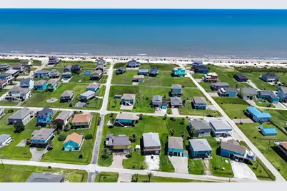0000 Idyle View, Crystal Beach, TX 77650 - Photo 2