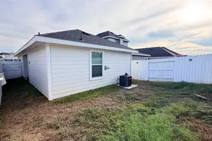 16799 N Marie Vlg Dr, Conroe, TX 77306 - Photo 16