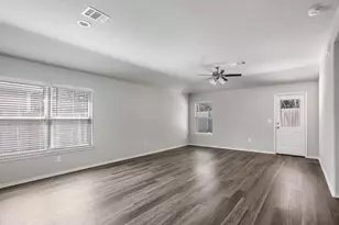 10031 Spg Crk Rd, Cleveland, TX 77327 - Photo 12