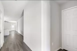 10031 Spg Crk Rd, Cleveland, TX 77327 - Photo 6