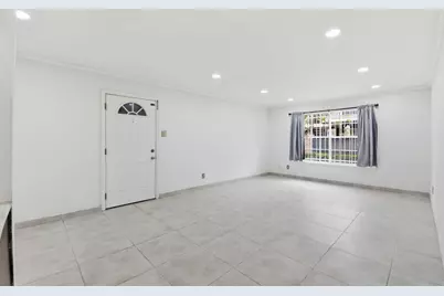 7900 Westheimer Road #147, Houston, TX 77063 - Photo 6