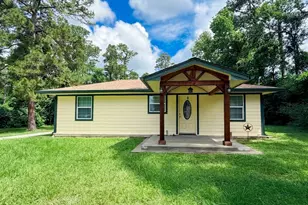 11919 Magnolia Bend Dr, Conroe, TX 77302 - Photo 2