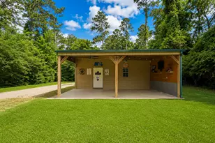 11919 Magnolia Bend Dr, Conroe, TX 77302 - Photo 4