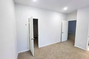 8203 Oak Knoll Ln, Houston, TX 77028 - Photo 6