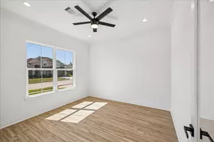 1413 Cottage Cove Ct, Seabrook, TX 77586 - Photo 4