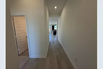 140 Overhill Drive, Huntsville, TX 77320 - Photo 2