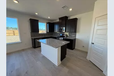 140 Overhill Drive, Huntsville, TX 77320 - Photo 10