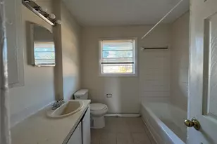 8719 Tilgham St, Houston, TX 77029 - Photo 8