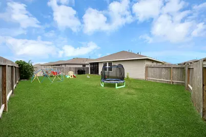 14519 Rain Tree Drive, Baytown, TX 77523 - Photo 18