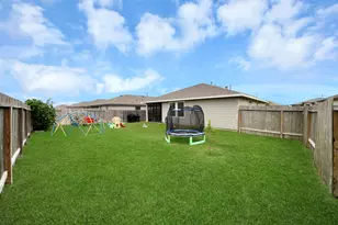14519 Rain Tree Dr, Baytown, TX 77523 - Photo 18